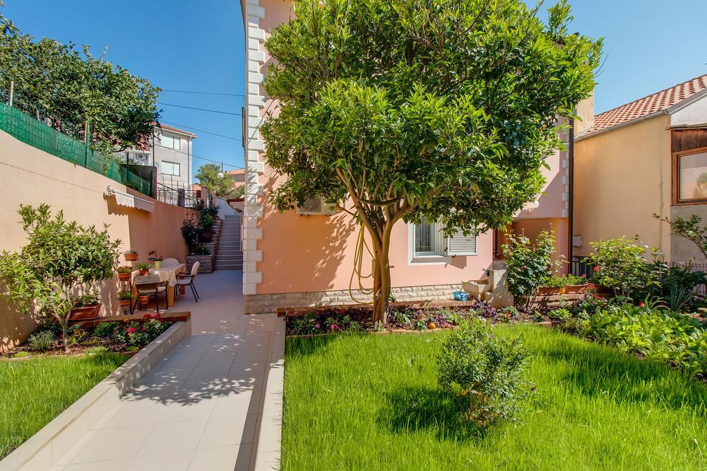 Apartments Leila Mali Lošinj Kültér fotó